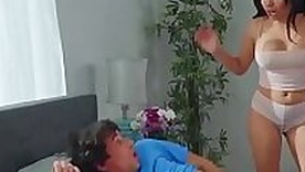 Moms in control - Aaliyah Hadid Alura TNT Jenson Ricky Spanish - Moms in control - Brazzers