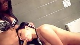 Squirting Lesbian Latinas