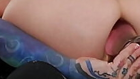 Badlittlegrrl presents some serious anal fisting