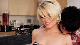 Ash Hollywood celebrates birthday with sensual solo performance