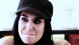 X duo Jane Wilde with the addition of Joanna Angel in the name of in sensual dildo play