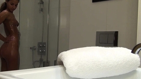 Amateur blowjob caught on hidden camera