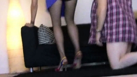 Latex-clad Lara indulges in hardcore pleasure