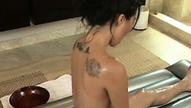 Asian newborn Asa Akira trades coitus be expeditious for cash to a sensual massage