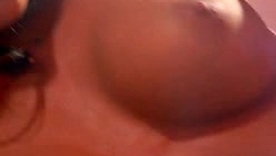 London Keyes and Capri Cavali in a steamy lesbian fighting