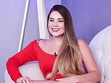 SARA BLONDE - CASTING