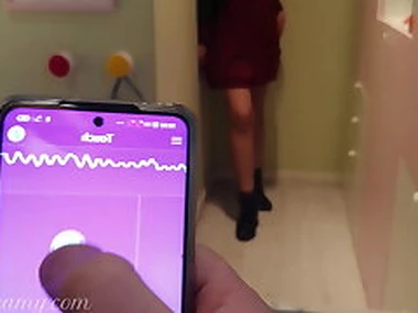 Public Reticent Vibrator in Mall  I control the pussy with Rummy