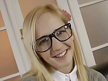 Teen creamed by geezer