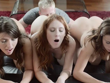 Niki Sweet's solo adventure in HD