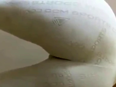 Catia Carvalho's flawless cameltoe on display in taxi-cub