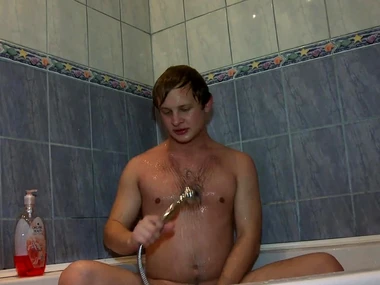 Blonde teen Carrie Beasley enjoys a steamy ride in the backseat