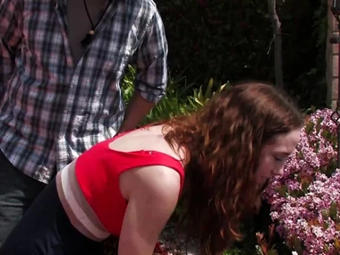 Redhead Sammy Grand receives a massive cumshot on her armpit in hardcore action