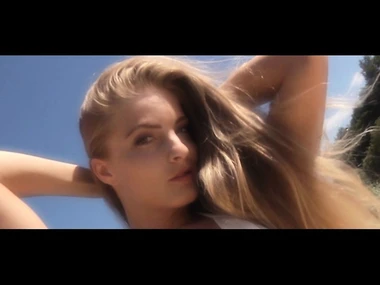 Cayenne Klein's intimate open-air solo show