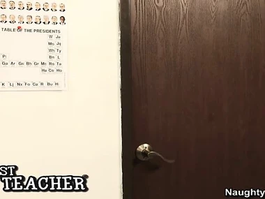 Peaches bombshell Charlee Monroe regarding a hardcore reality cumshot