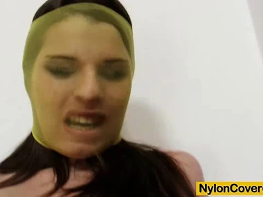 Mona Lee's sensual solo performance just about pantyhose