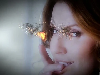 Jamie Lynn's sensual solo show with stunning striptease coupled with chaff