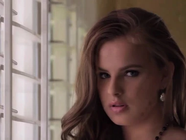 Jillian Jan's sugary solo: a sensual exploration of self-pleasure