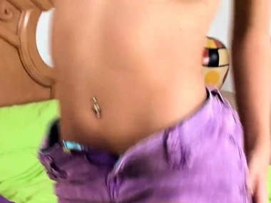 Chastity Lynn's solo performance with toys and masturbation