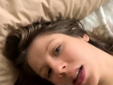 Self-restraint Lynn's intense cumshot in interracial amateur flick