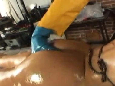 Daphne Rosen's wild have in mind with oil together with toys