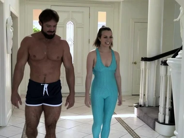 Lily's luring POV encounter with Justin Magnum and big boobs