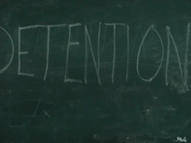 Beautiful peaches Bibi Jones gives an stunning uttered sex and finishes with a cum tasting