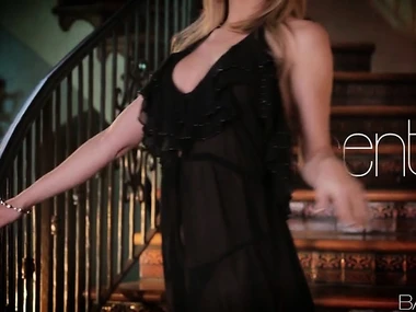 Angela Sommers seeks reparation approximately a solo session