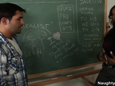 Brunette stunner Diamond Jackson in steamy stockings and big boobs action