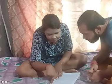 Desi 18yrs high school girl Sex With Teacher, clear audio