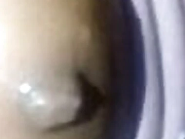 Indian teen is in the mood and seduces boyfriend