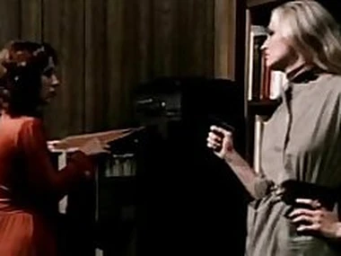 Vintage Lesbians From 1973 Lick Pussy