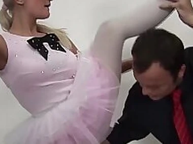 flexible ballerina gets fisted